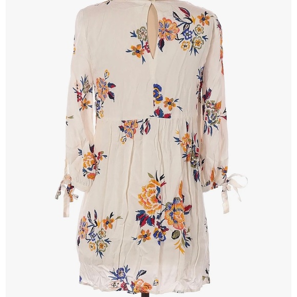 New Floral Tie-Sleeve Shift Dress lined size Medium - Picture 4 of 9